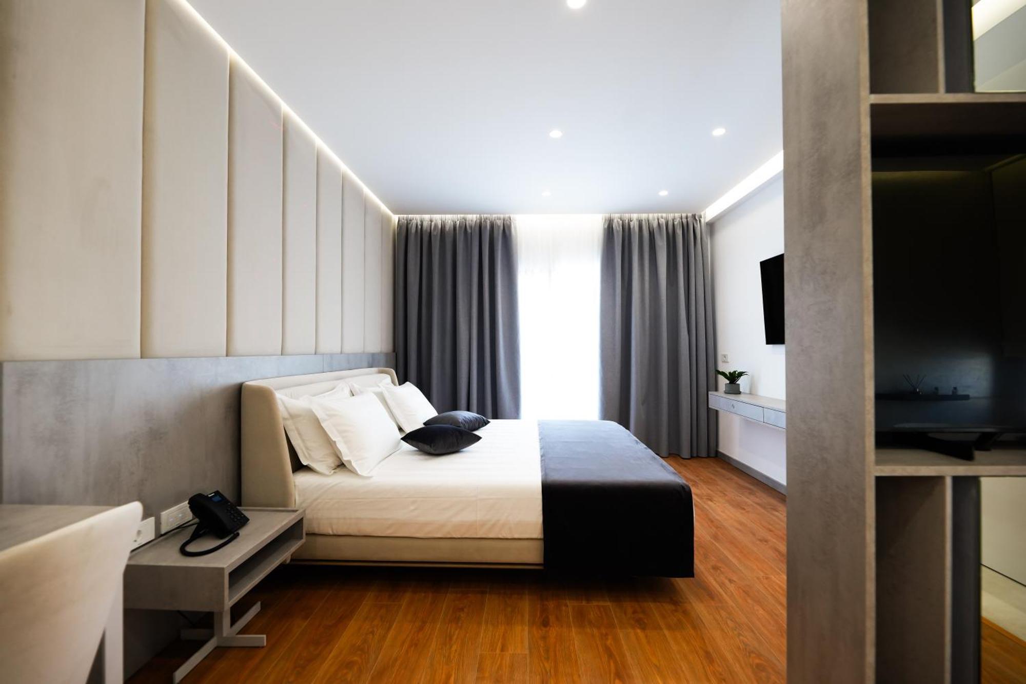 Naos Luxury Hotel Orikum Exterior photo