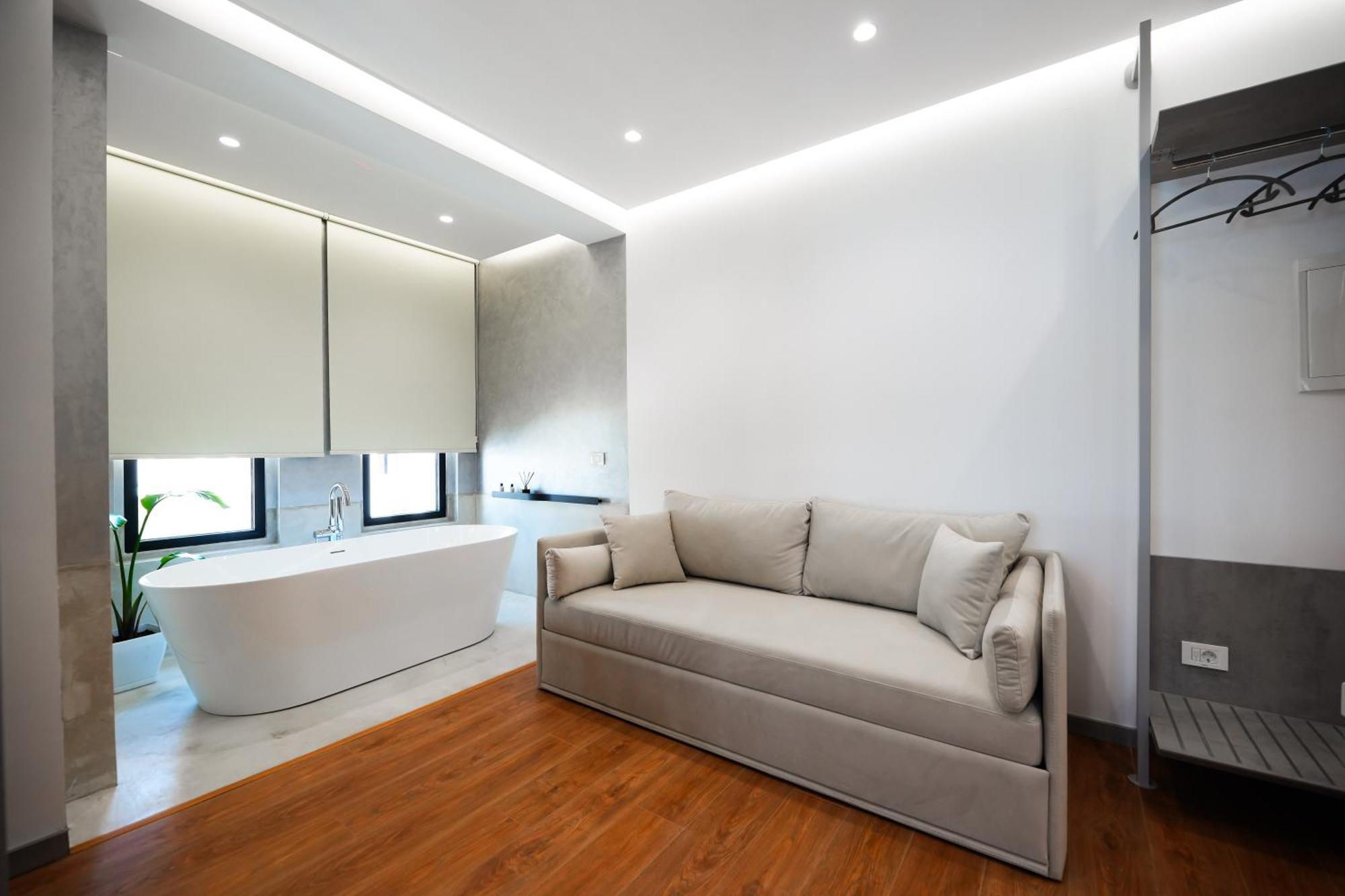 Naos Luxury Hotel Orikum Exterior photo