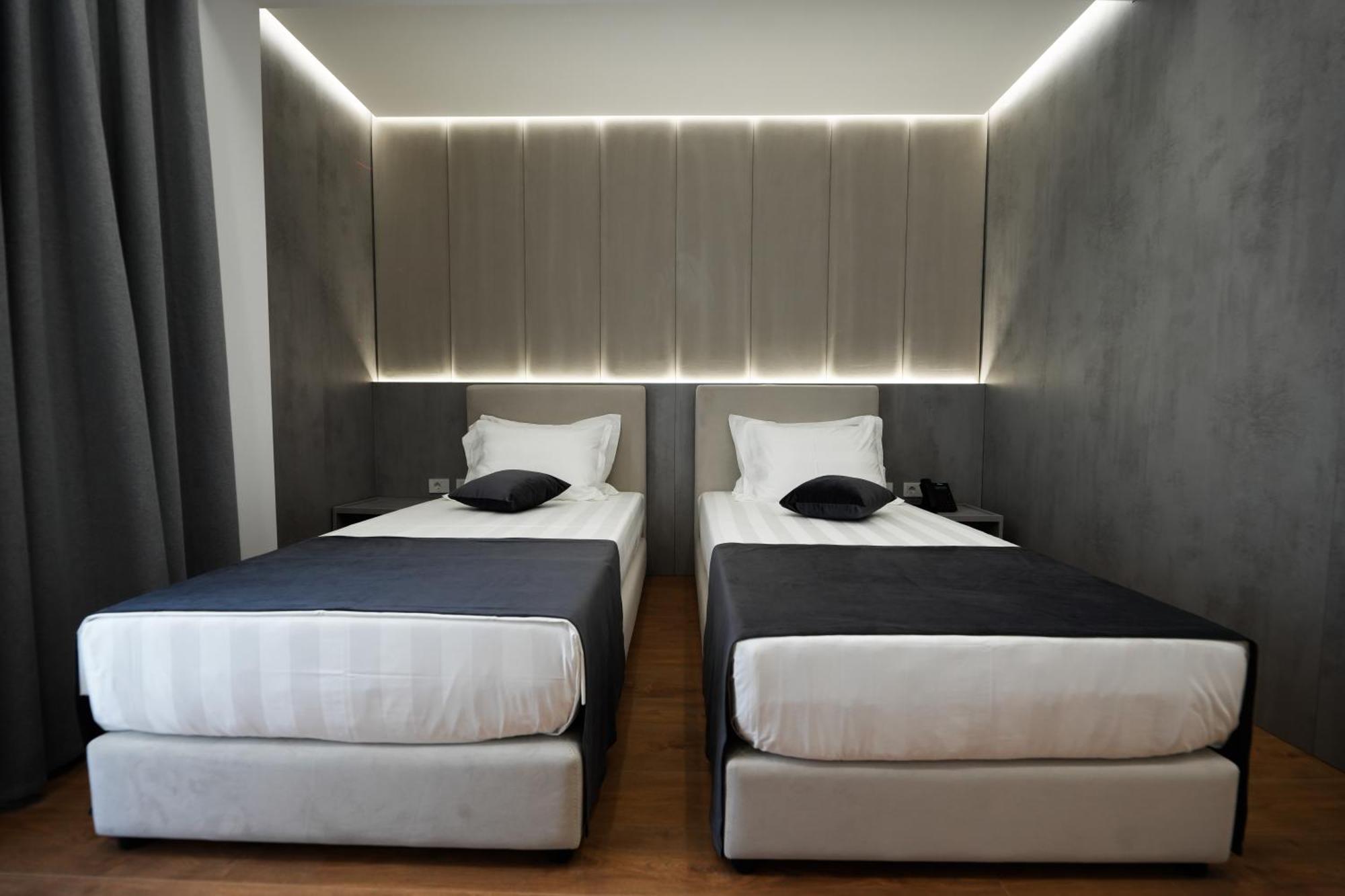 Naos Luxury Hotel Orikum Exterior photo